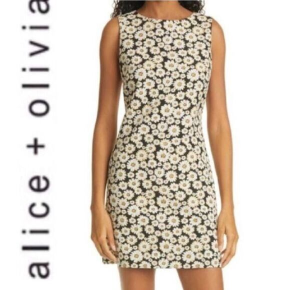 Alice + Olivia Dresses & Skirts - Alice + Olivia daisy printed Jacquard a-line Clyde mini dress size 4